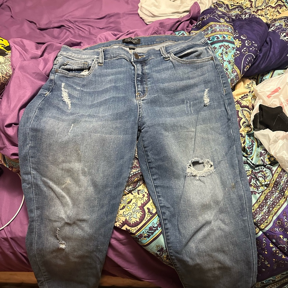 Judy Blue Light Blue Distressed Boyfriend Jeans